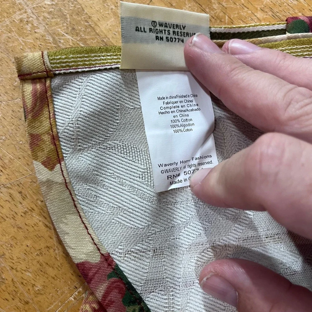 Vtg Waverly Scalloped Fairfield Floral Valance Burgundy Green Striped Trim 78x17